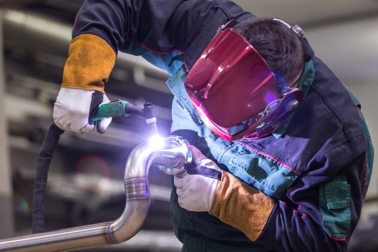PPE for Auto Repair and Maintenance Shops Is a Must | Uniform Nations